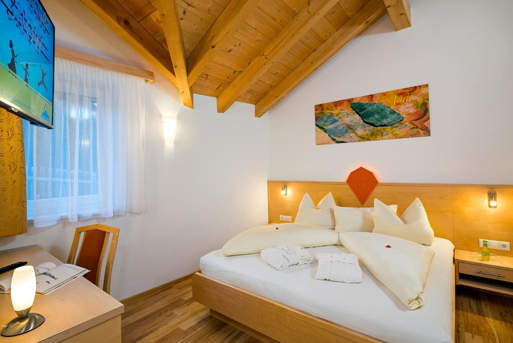 Aparthotel Alpendiamant Serfaus Wachter Gmbh Exterior photo
